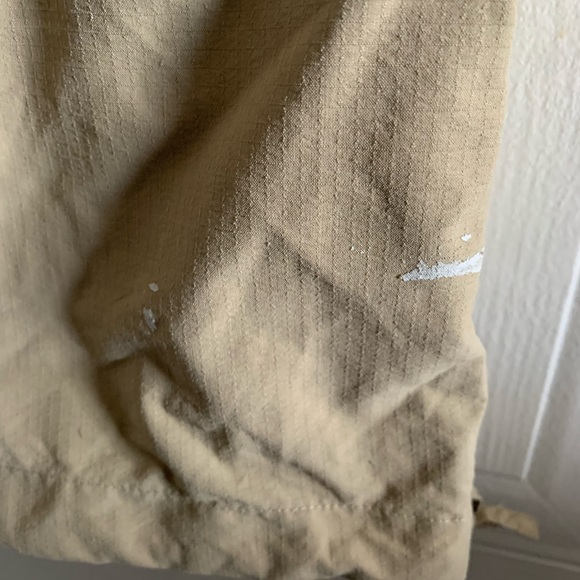 Patagonia Borderless Khaki Capri Size 12 - Picture 5 of 6